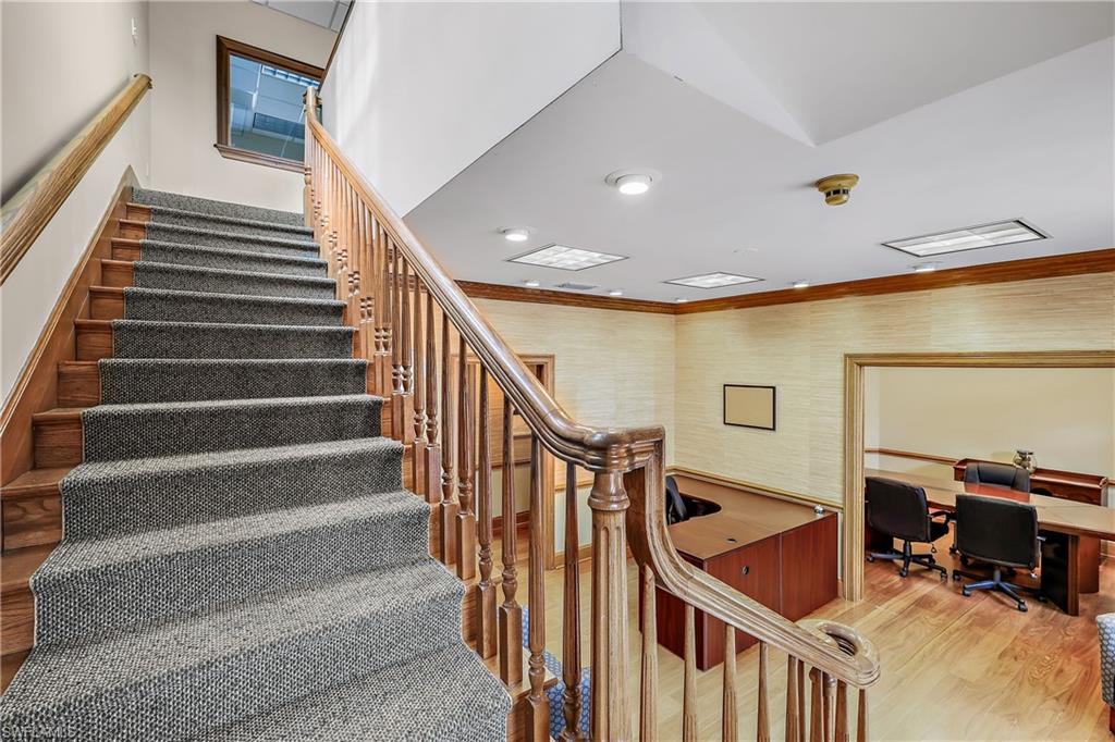 1040 Goodlette-Frank RD N Unit: A-11