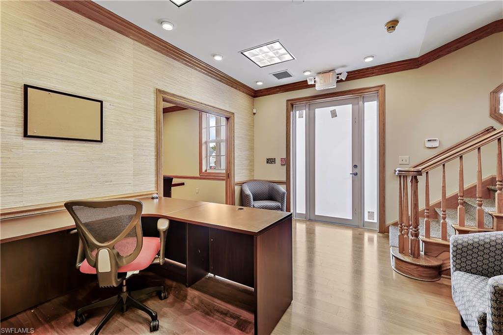 1040 Goodlette-Frank RD N Unit: A-11