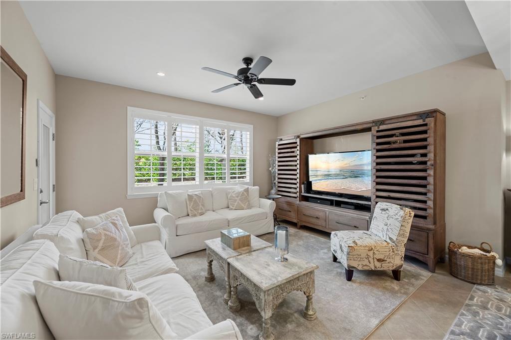 23590 Alamanda DR Unit: 103