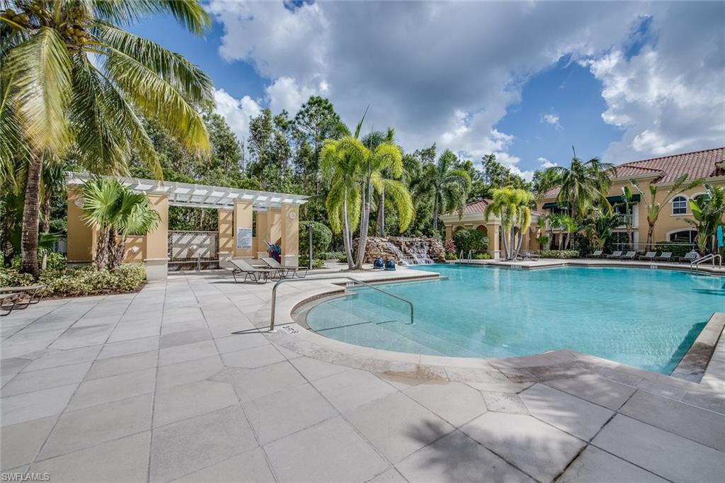 23590 Alamanda DR Unit: 103