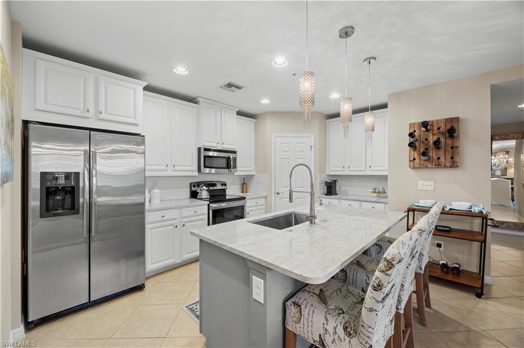 23590 Alamanda DR Unit: 103