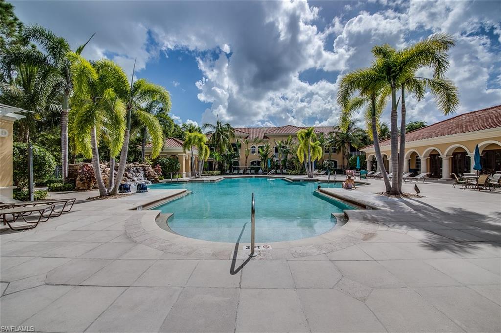 23590 Alamanda DR Unit: 103