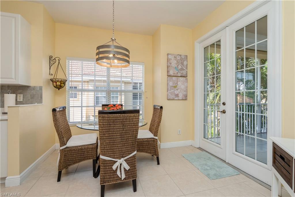 5560 Berkshire DR Unit: 201