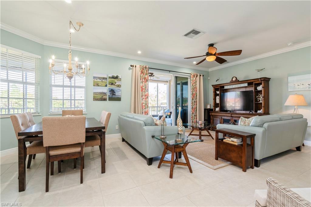 5560 Berkshire DR Unit: 201