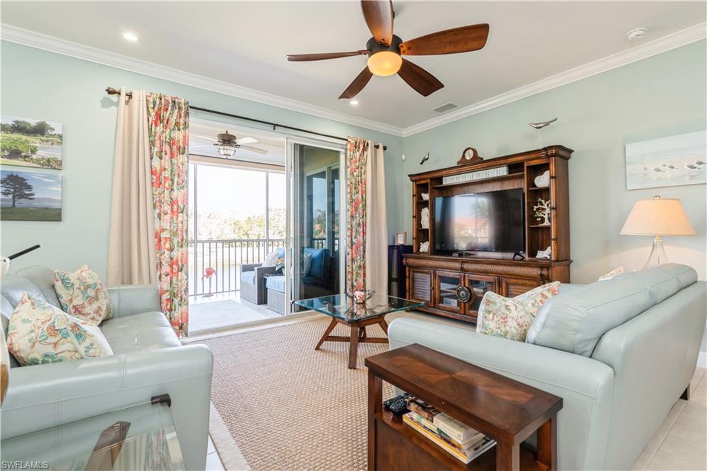 5560 Berkshire DR Unit: 201