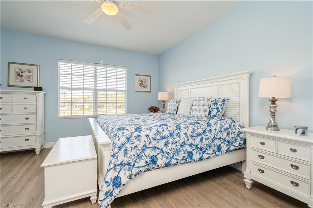 5560 Berkshire DR Unit: 201