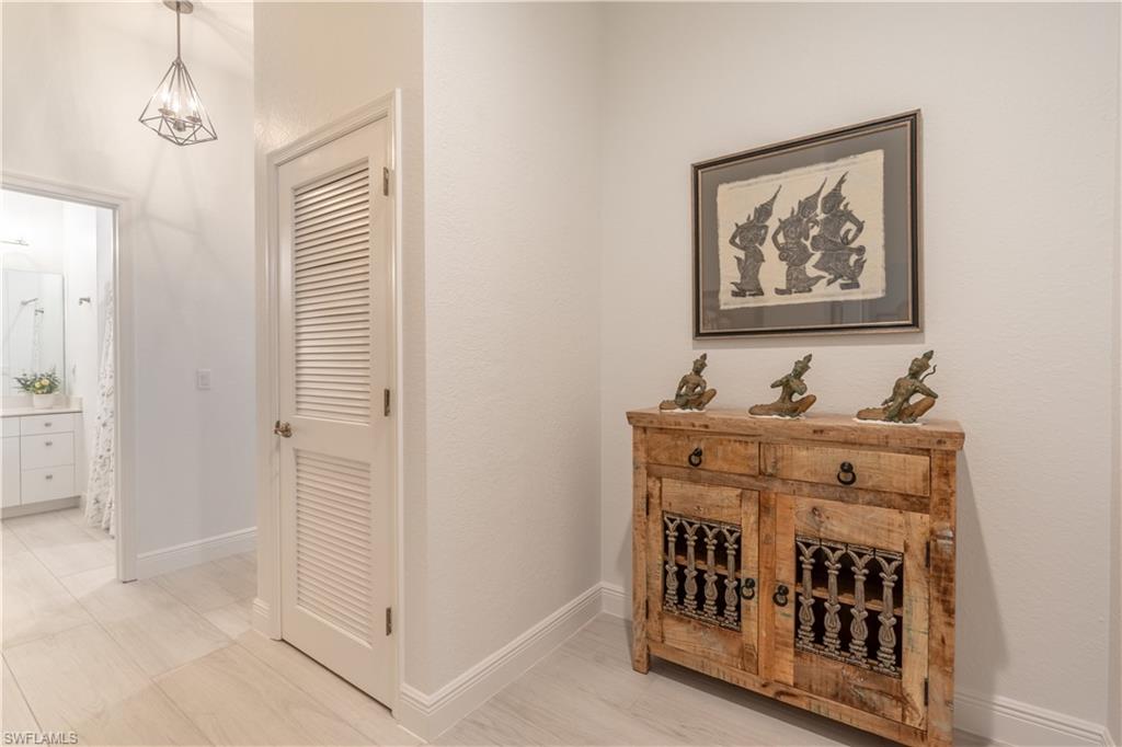 17494 Old Harmony DR Unit: 202