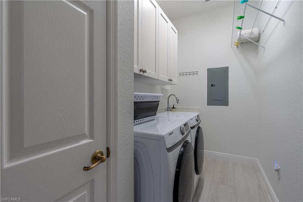 17494 Old Harmony DR Unit: 202