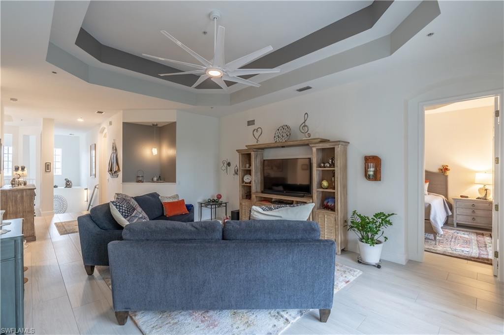 17494 Old Harmony DR Unit: 202