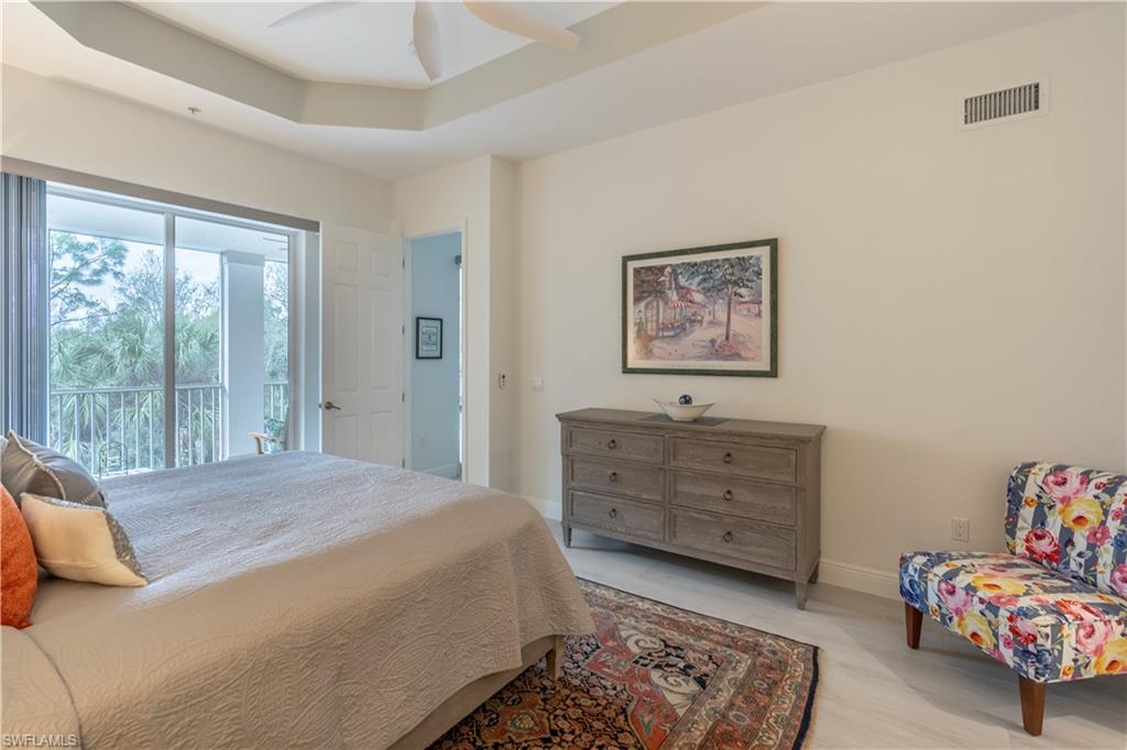 17494 Old Harmony DR Unit: 202