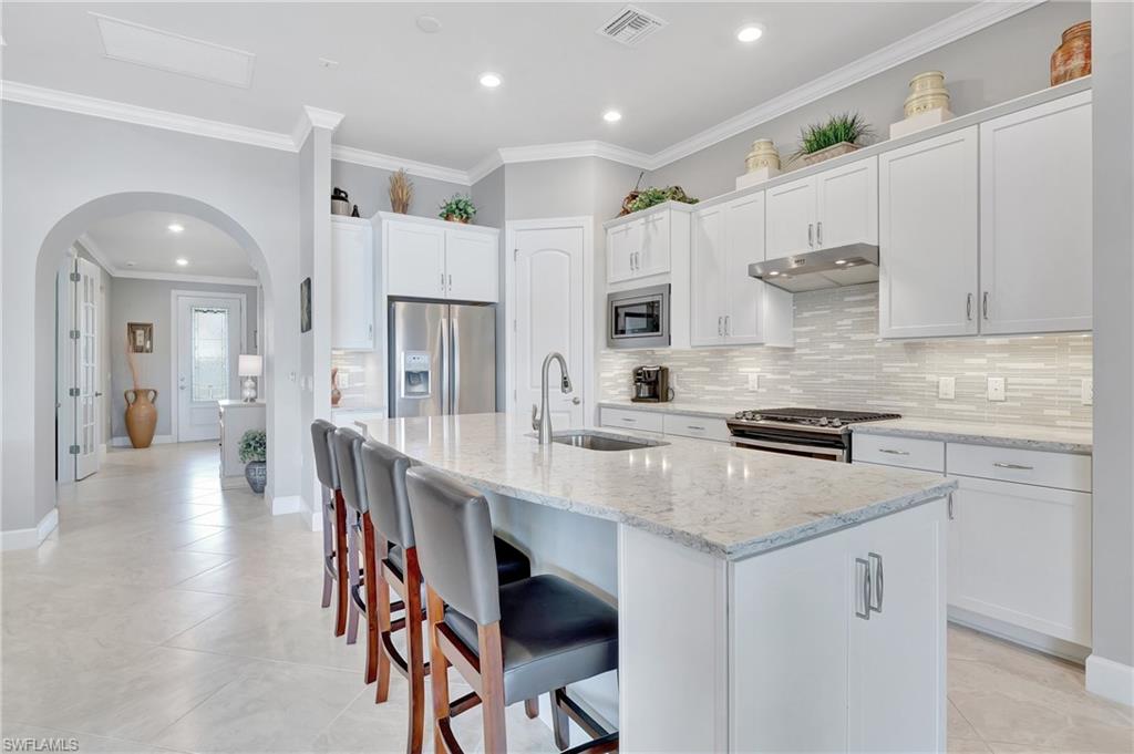 7615 Winding Cypress DR