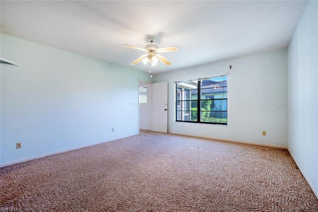 136 Fleur De Lis LN