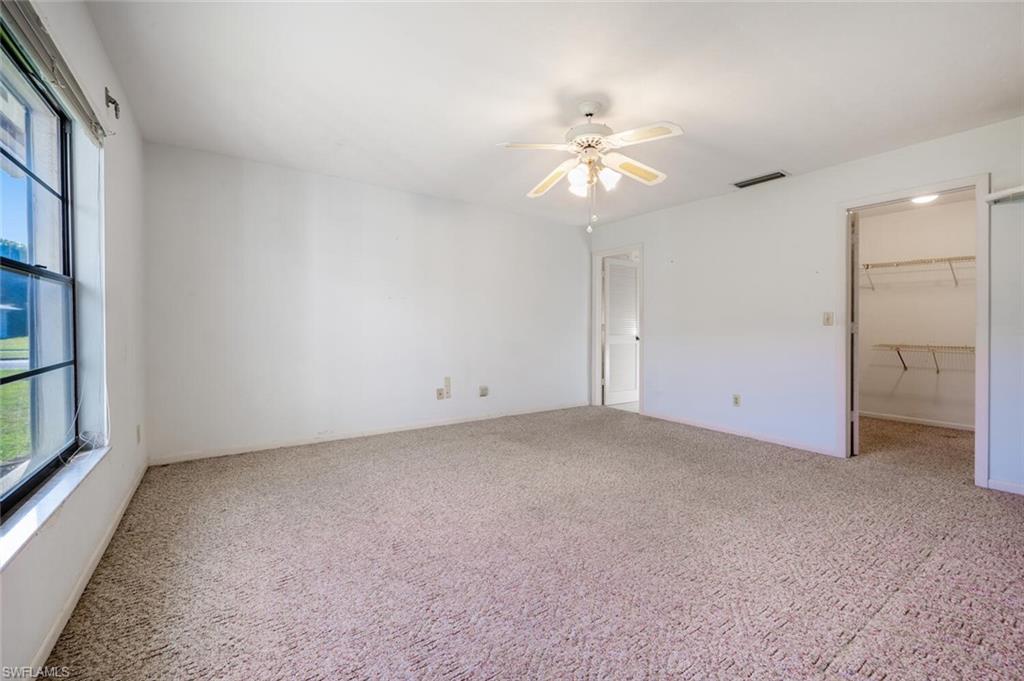 136 Fleur De Lis LN