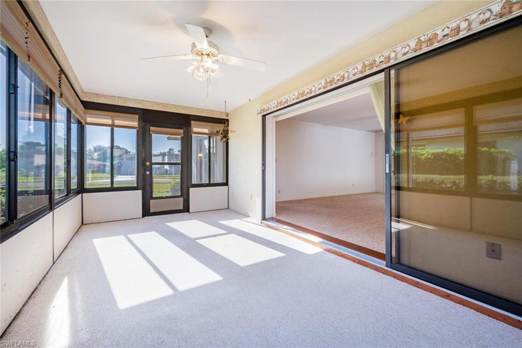 136 Fleur De Lis LN