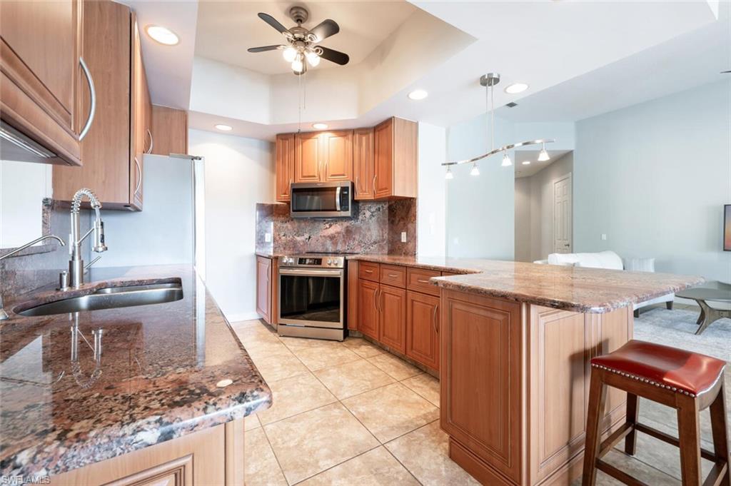 4325 Queen Elizabeth WAY