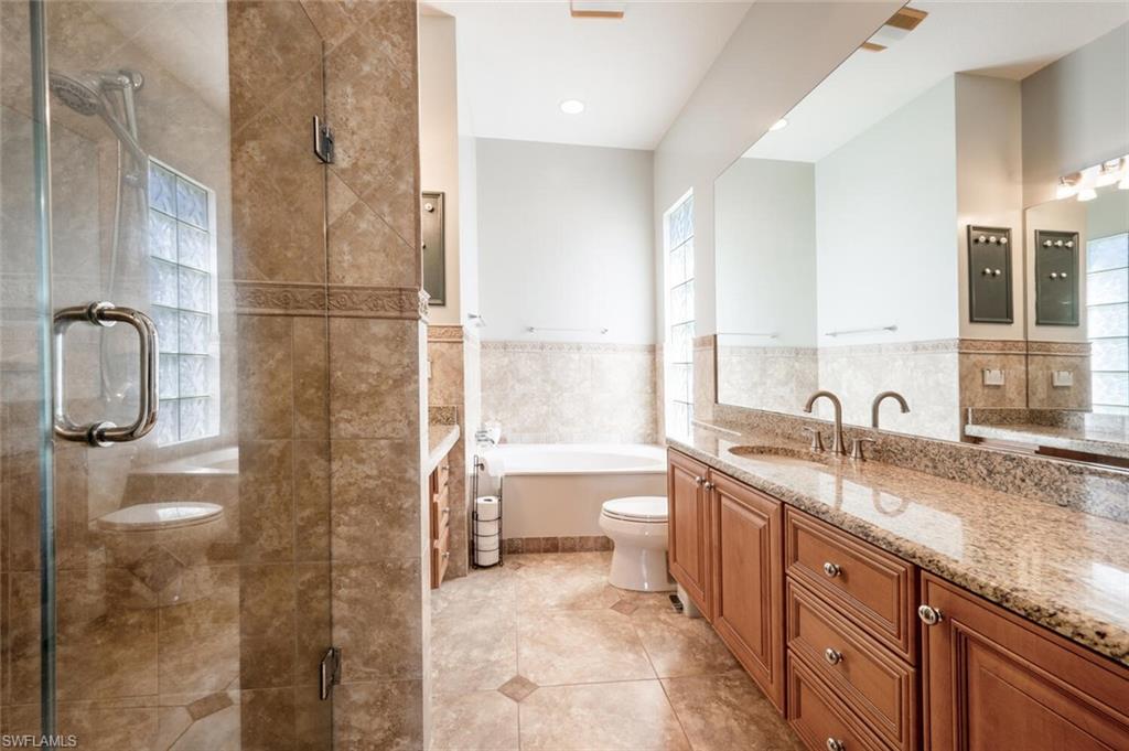 4325 Queen Elizabeth WAY