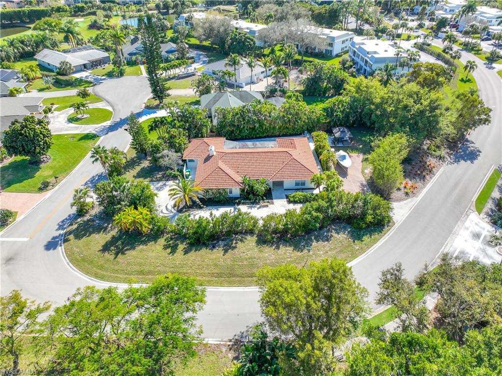 300 Country Club DR