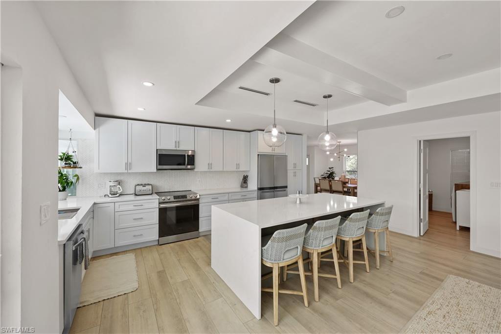 300 Country Club DR