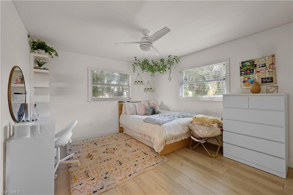 300 Country Club DR