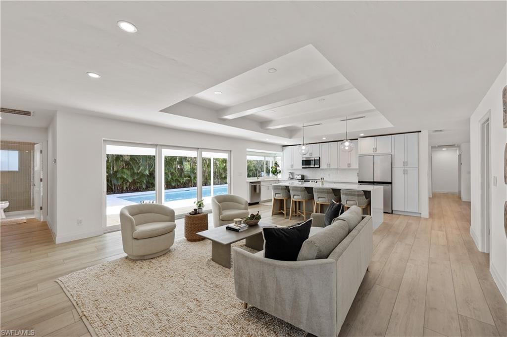 300 Country Club DR