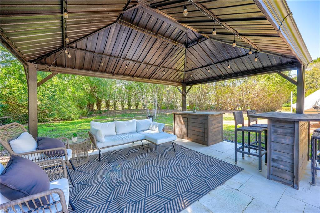 300 Country Club DR