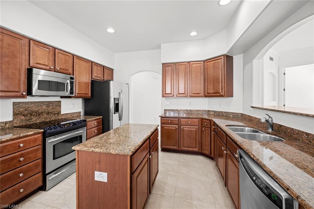 1330 Corso Palermo CT Unit: 2202