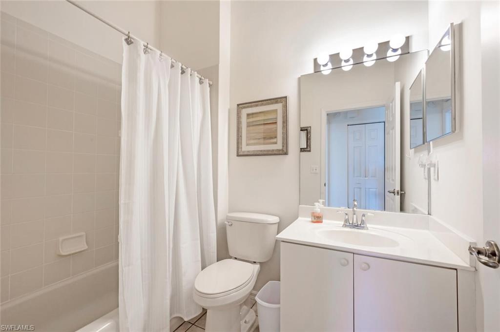 5060 Cedar Springs DR # 202