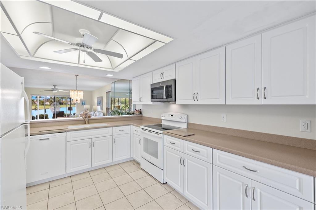 422 Country Hollow CT # E106