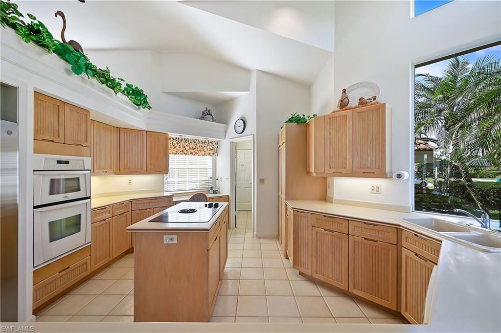 11554 Longshore WAY W