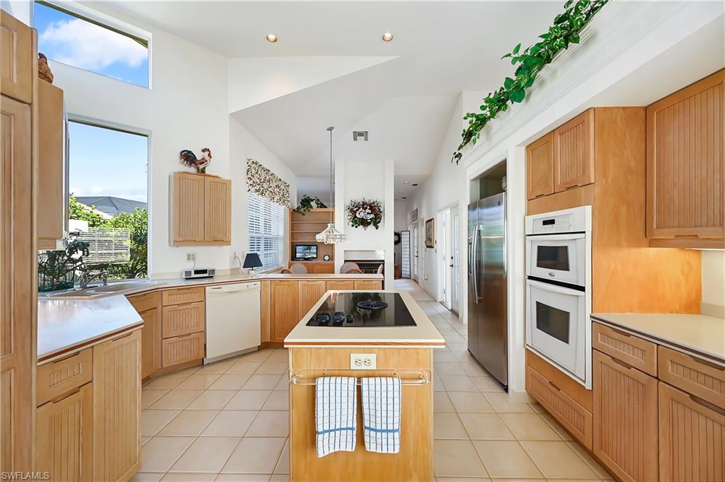 11554 Longshore WAY W