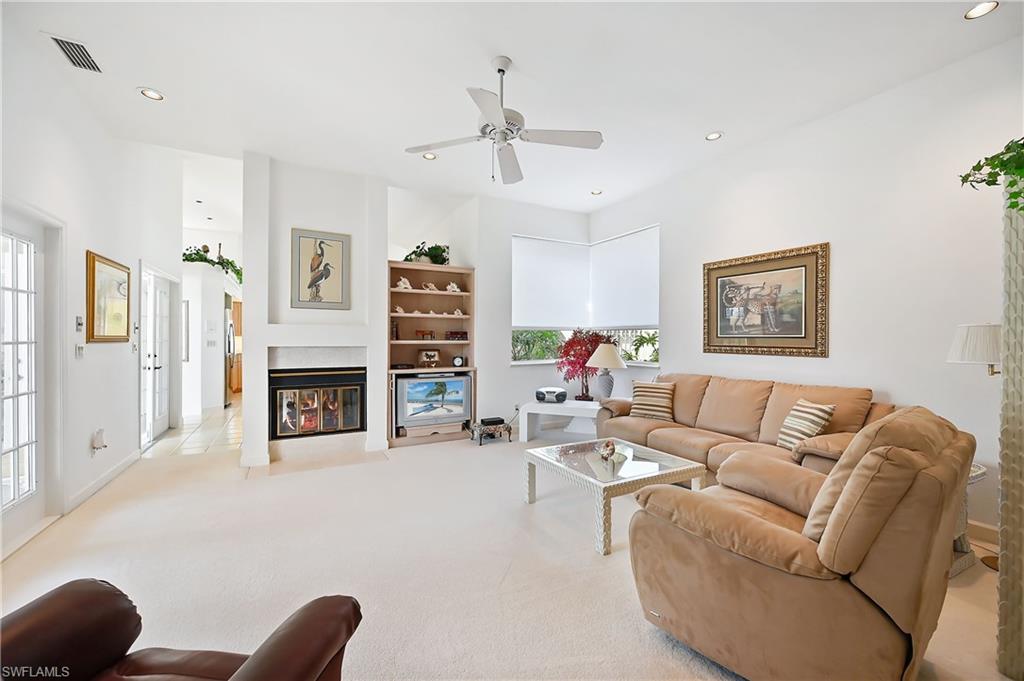 11554 Longshore WAY W