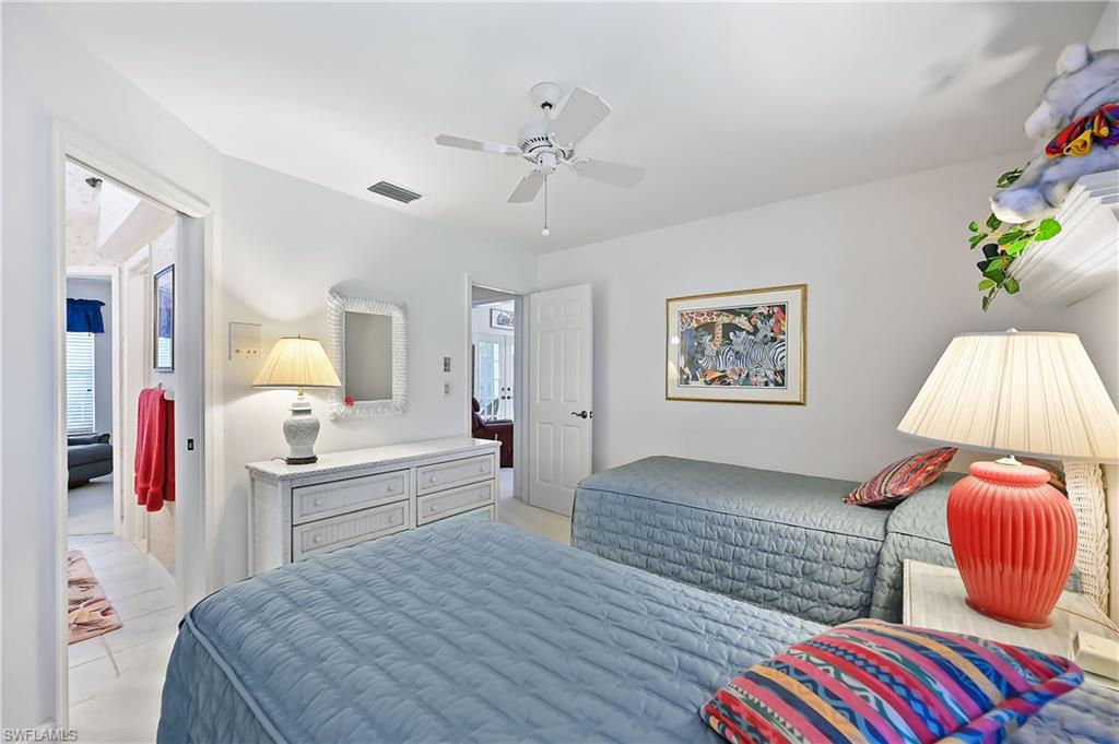 11554 Longshore WAY W