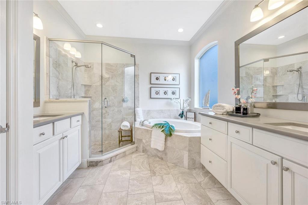 5628 Lago Villaggio WAY
