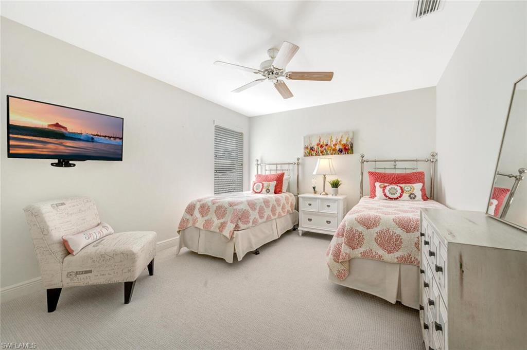 5628 Lago Villaggio WAY