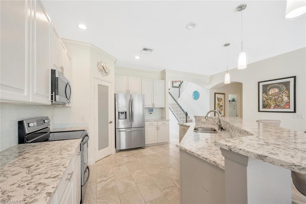 5628 Lago Villaggio WAY