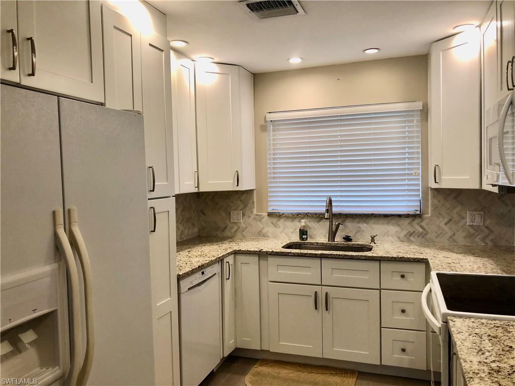 1020 Palm View DR # 302 Unit: C-302