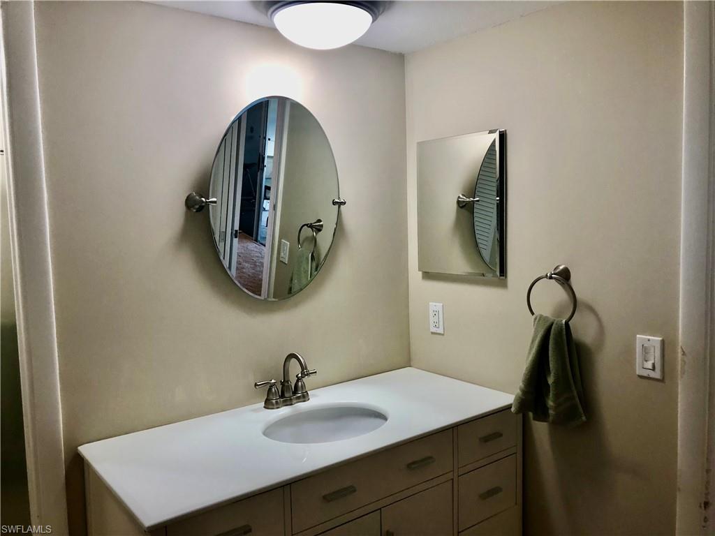 1020 Palm View DR # 302 Unit: C-302