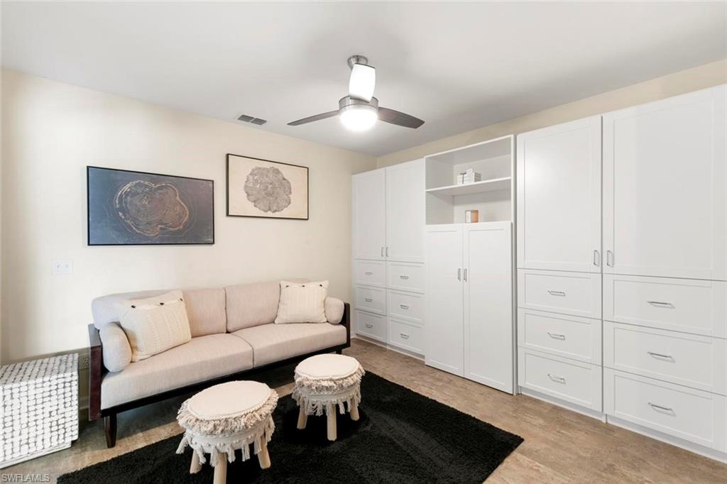 675 Saratoga CIR # 203 Unit: J-203