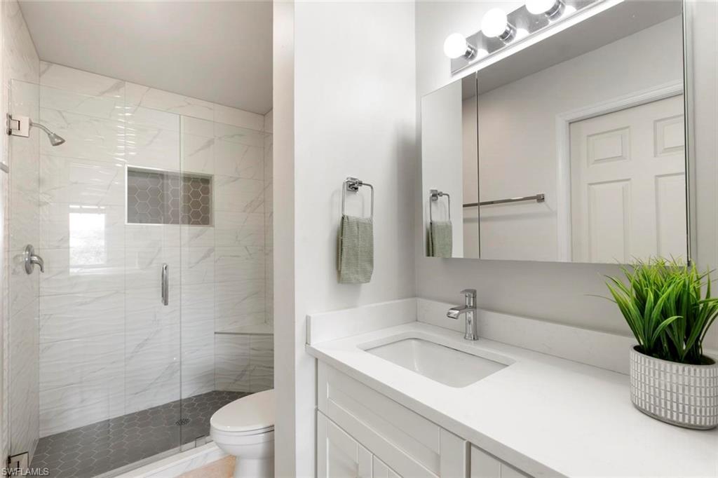 675 Saratoga CIR # 203 Unit: J-203