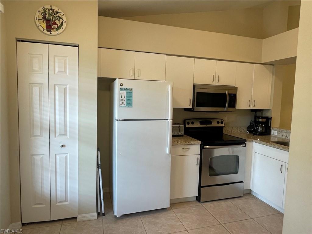 3225 Cypress Glen WAY # 114