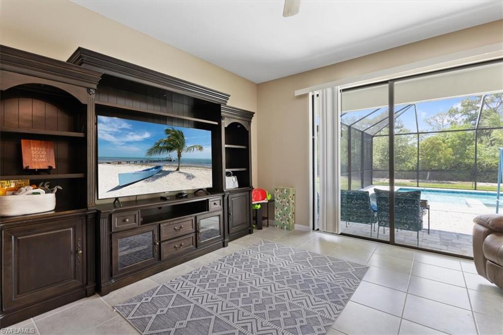 3954 Spotted Eagle WAY