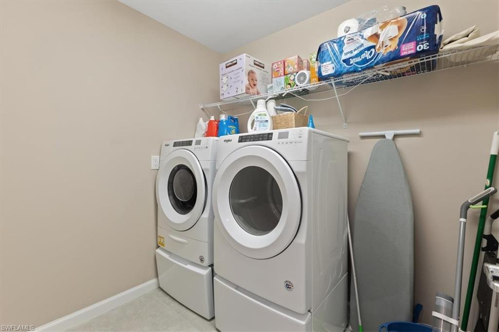 3954 Spotted Eagle WAY