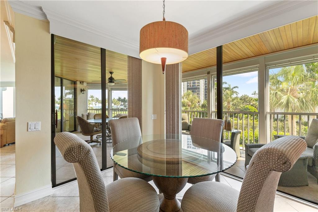 4401 Gulf Shore BLVD N # B202