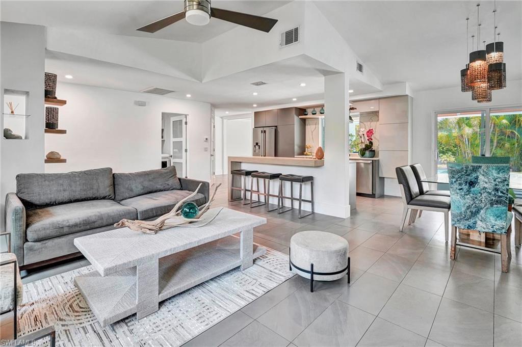 155 Wickliffe DR