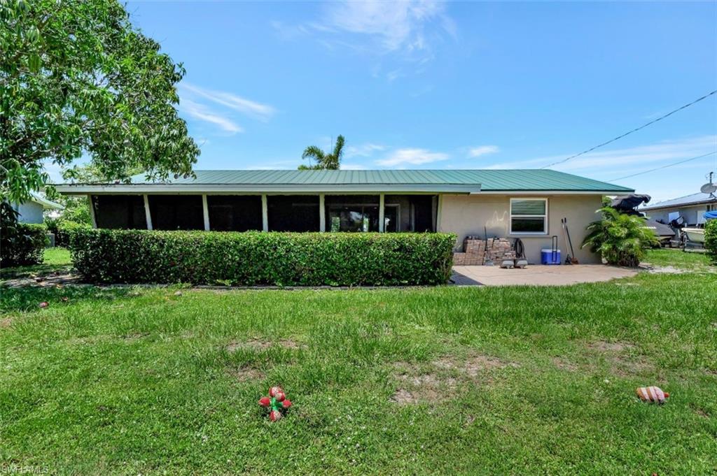 4937 Royal Palm DR