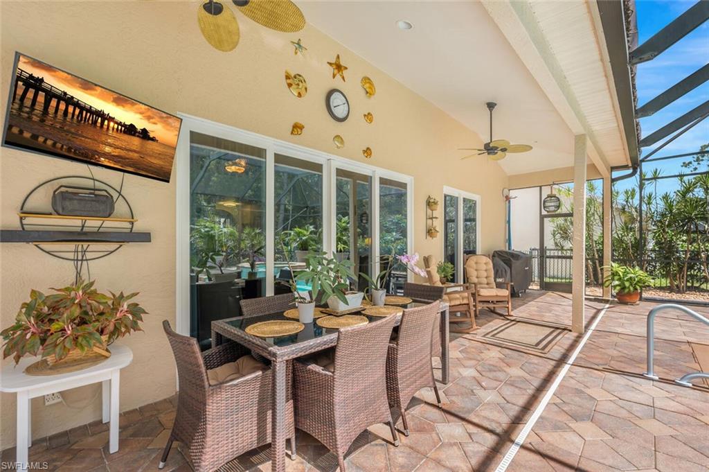 2160 Piccadilly Circus