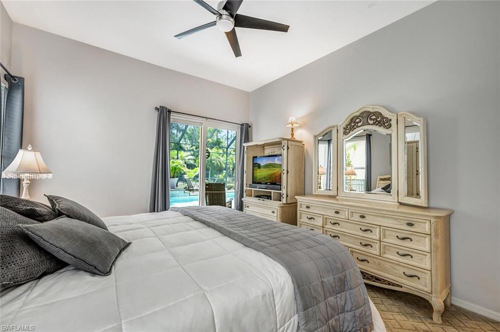 2160 Piccadilly Circus