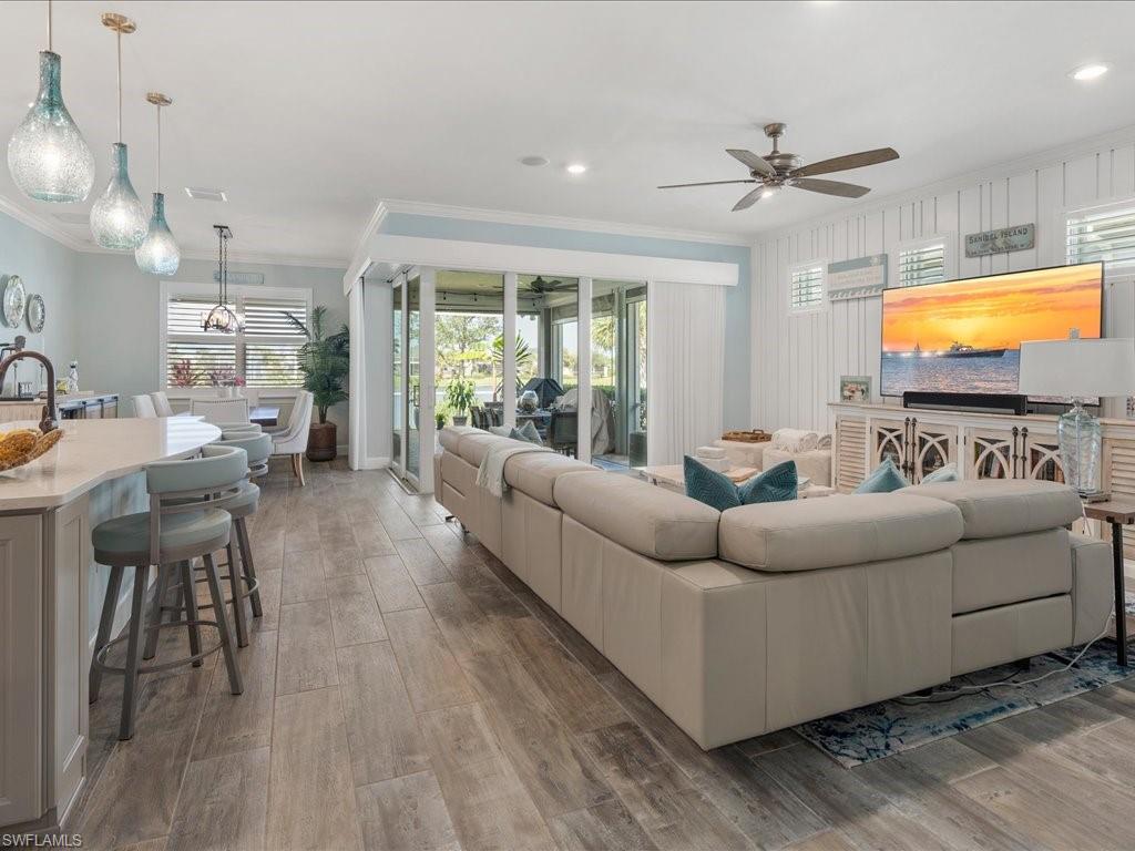 20024 Siesta Key CT