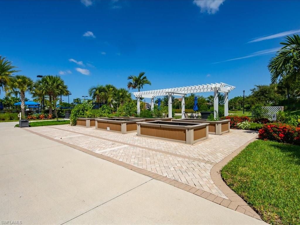 20024 Siesta Key CT
