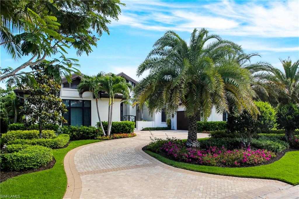 595 Regatta RD